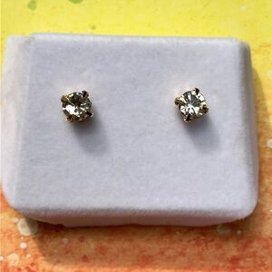 Fashion Jewelry Gold and Silver Stud Earrings